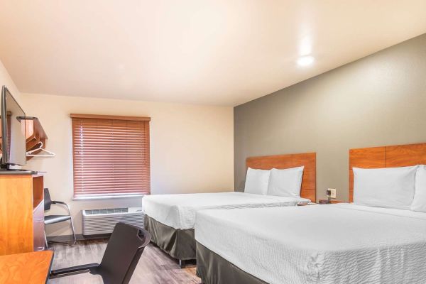 Hotel WOODSPRING SUITES BURLINGTON (Burlington)